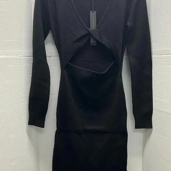 HOUSE OF HARLOW 1960 WOMANS SIZE M BLACK COMPRESSION KNIT FRONT TWIST DRESS - Picture 2 of 5